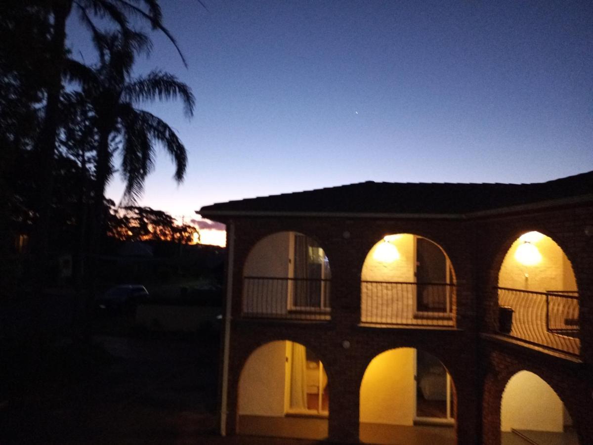 Bay House Motel Bateau Bay Buitenkant foto