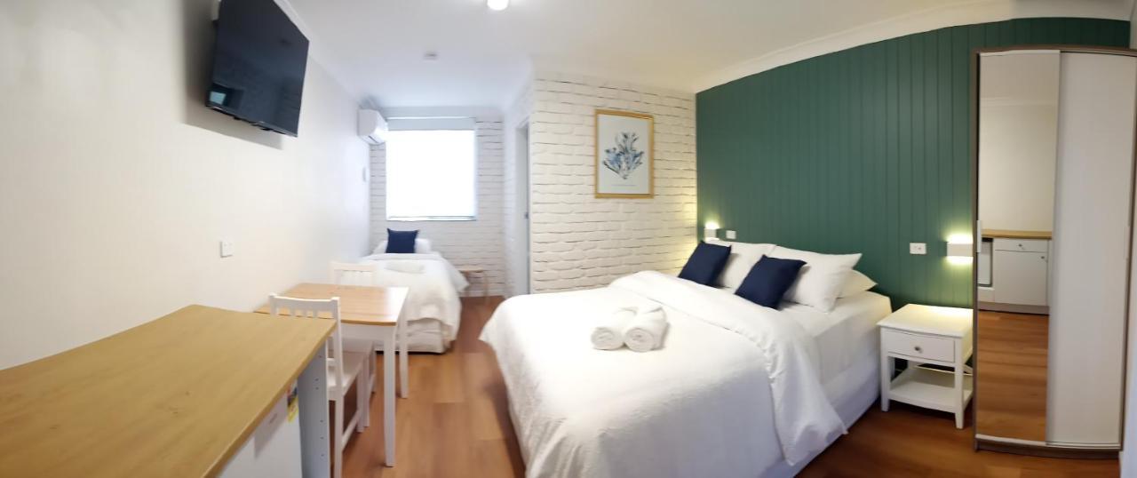 Bay House Motel Bateau Bay Buitenkant foto