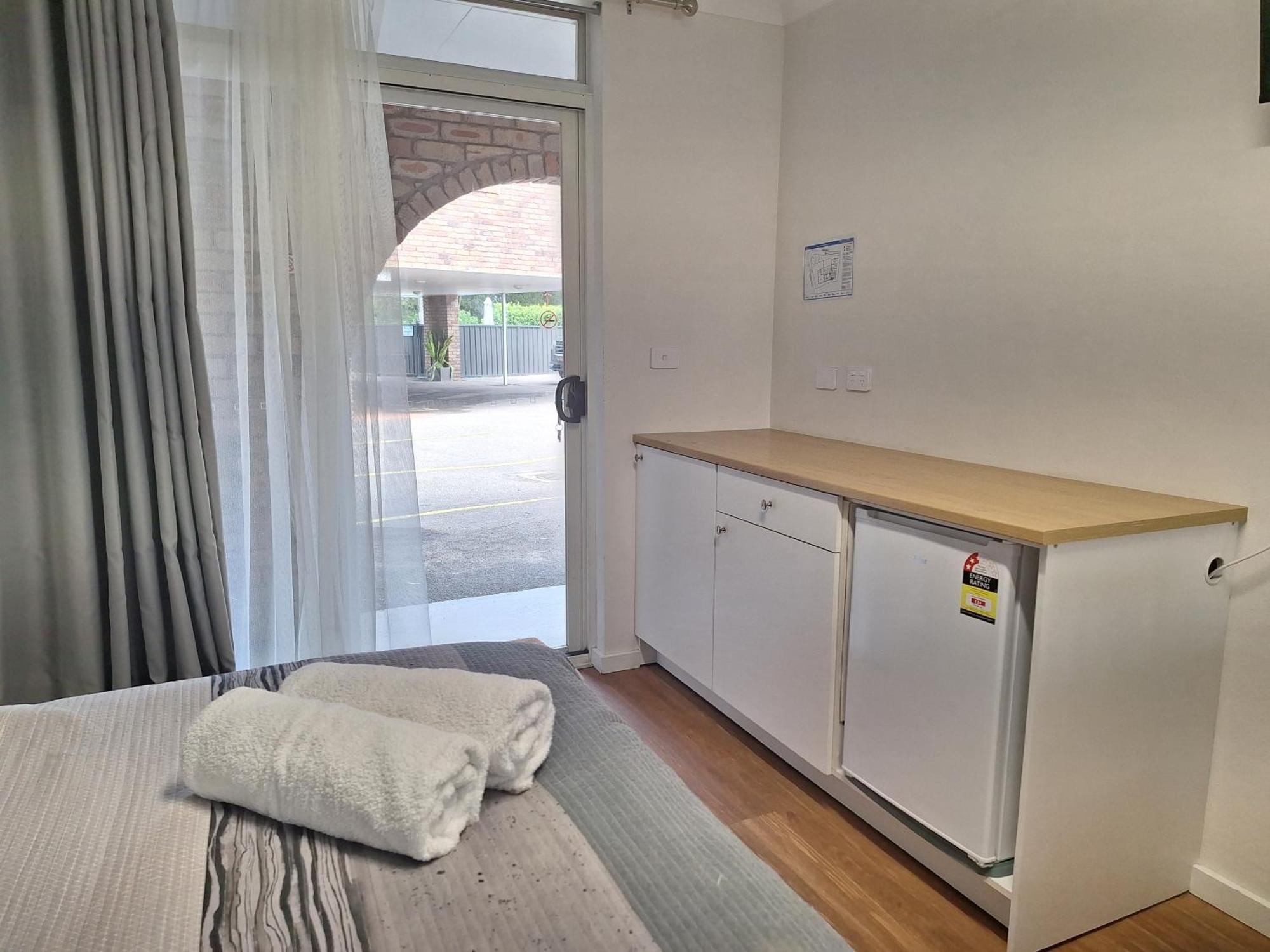 Bay House Motel Bateau Bay Buitenkant foto
